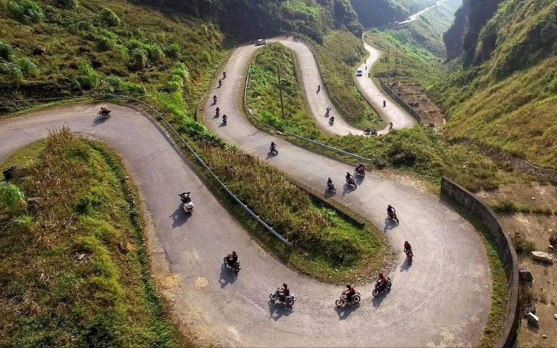 có nên phượt đồng văn bằng xe máy